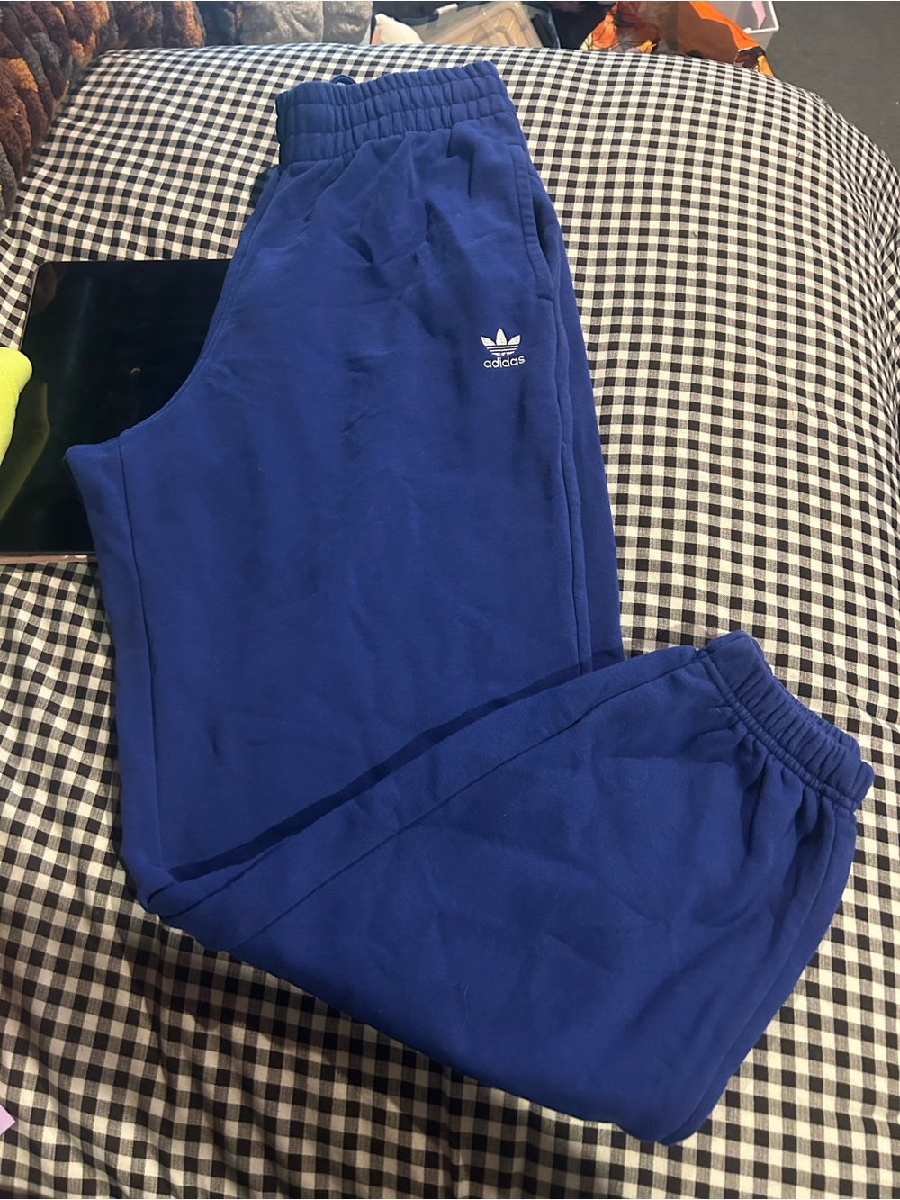 Adidas sweatpants